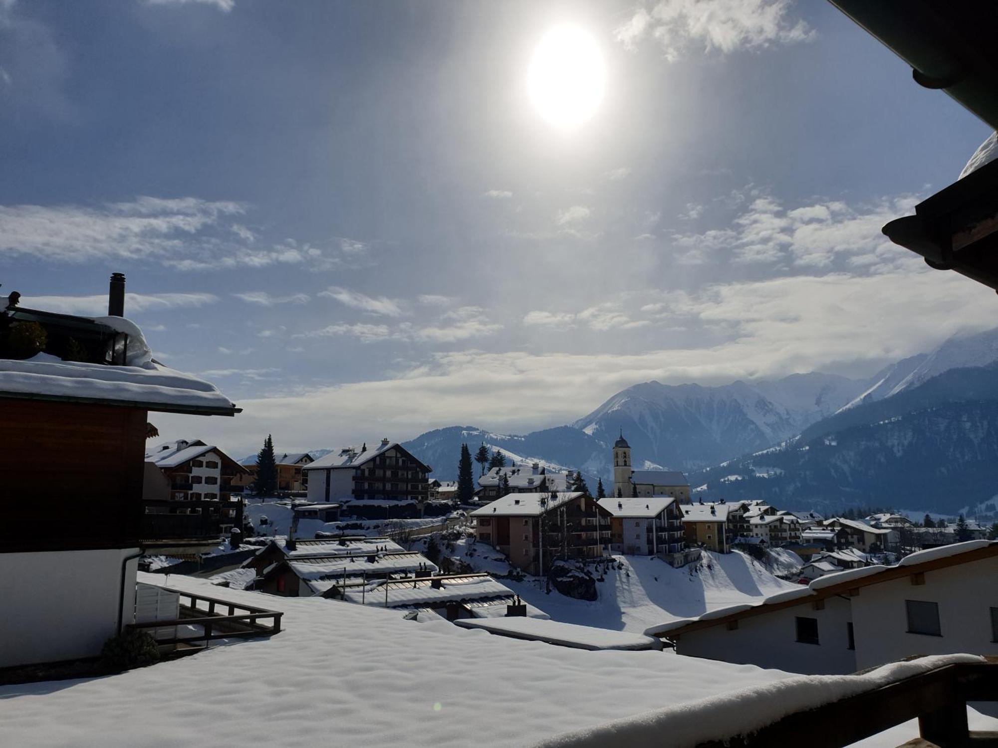 Apartment Near Laax Lake Exterior foto